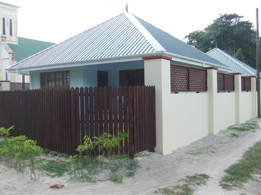 Le Relax Self Catering Apartment La Digue Eksteriør bilde
