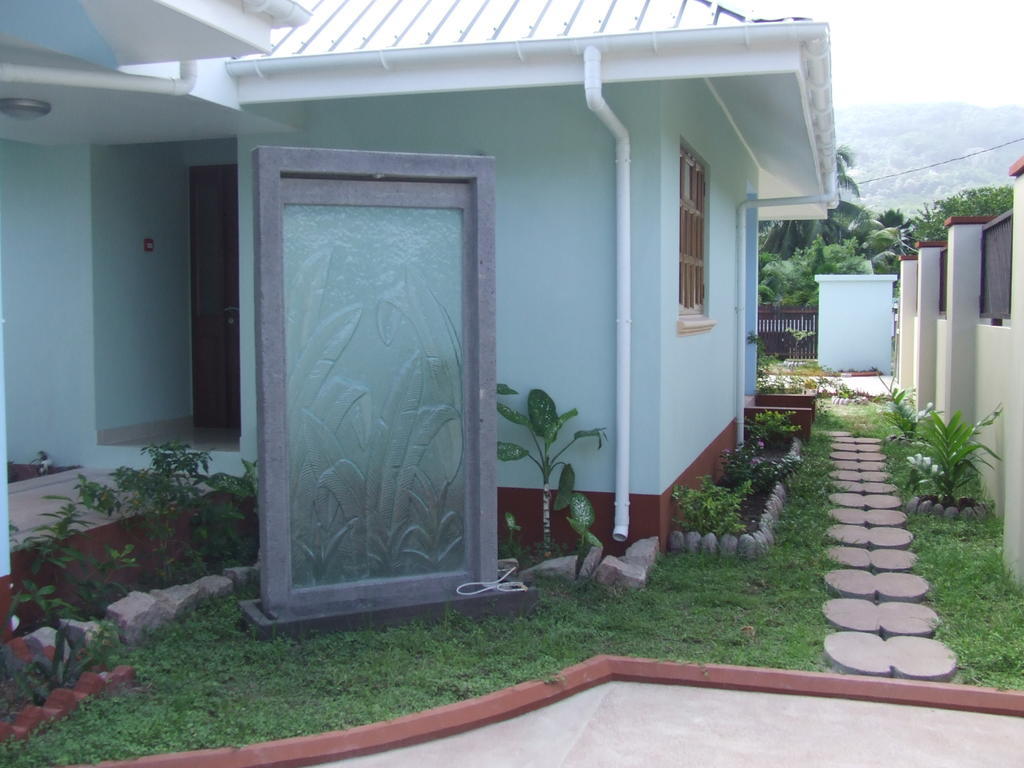 Le Relax Self Catering Apartment La Digue Eksteriør bilde