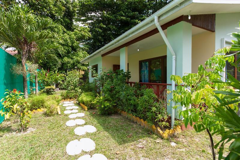 Le Relax Self Catering Apartment La Digue Eksteriør bilde