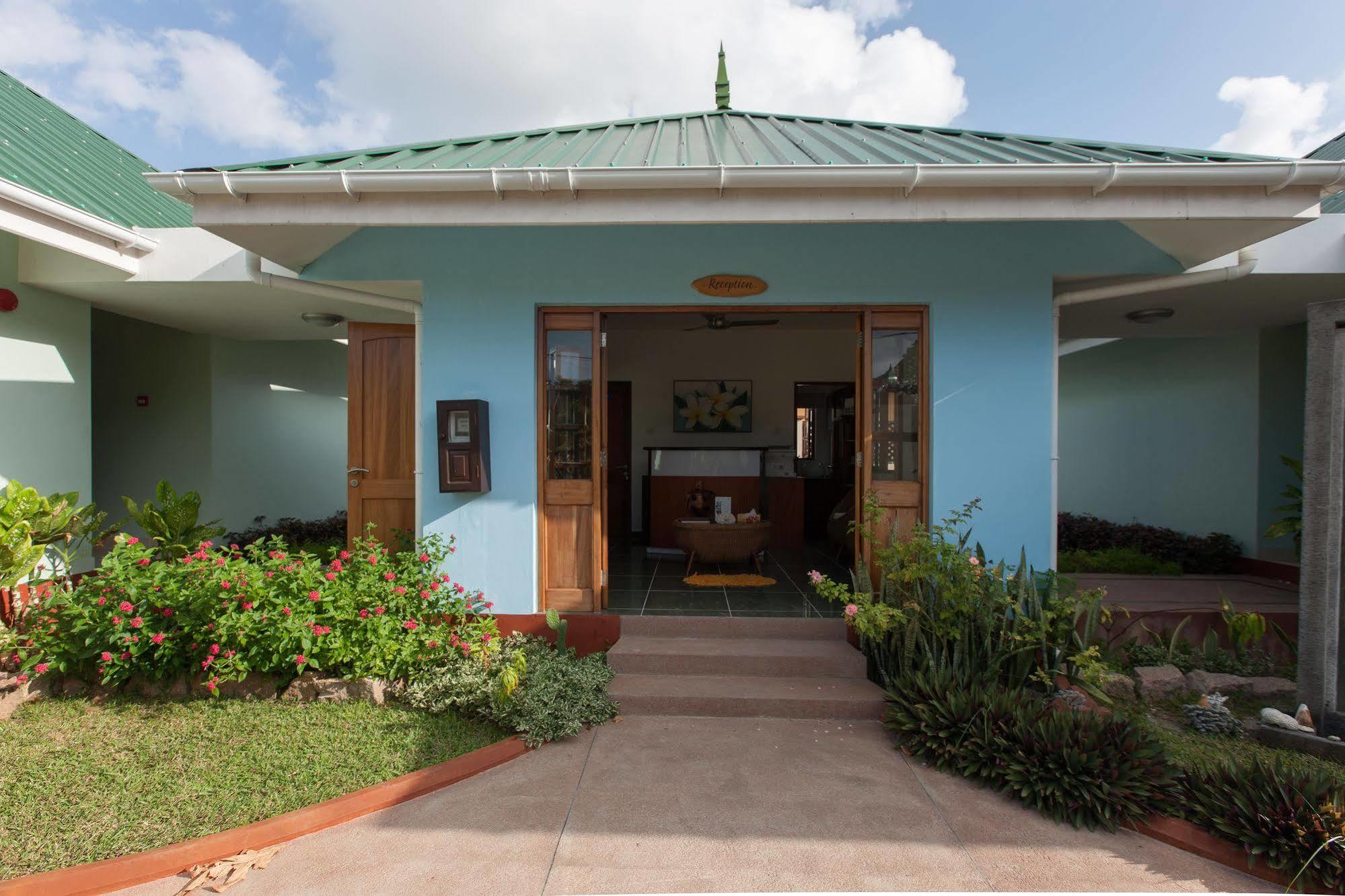 Le Relax Self Catering Apartment La Digue Eksteriør bilde